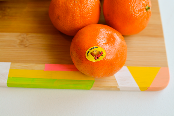 foto-mandarina-skateboarding-orange-sticker